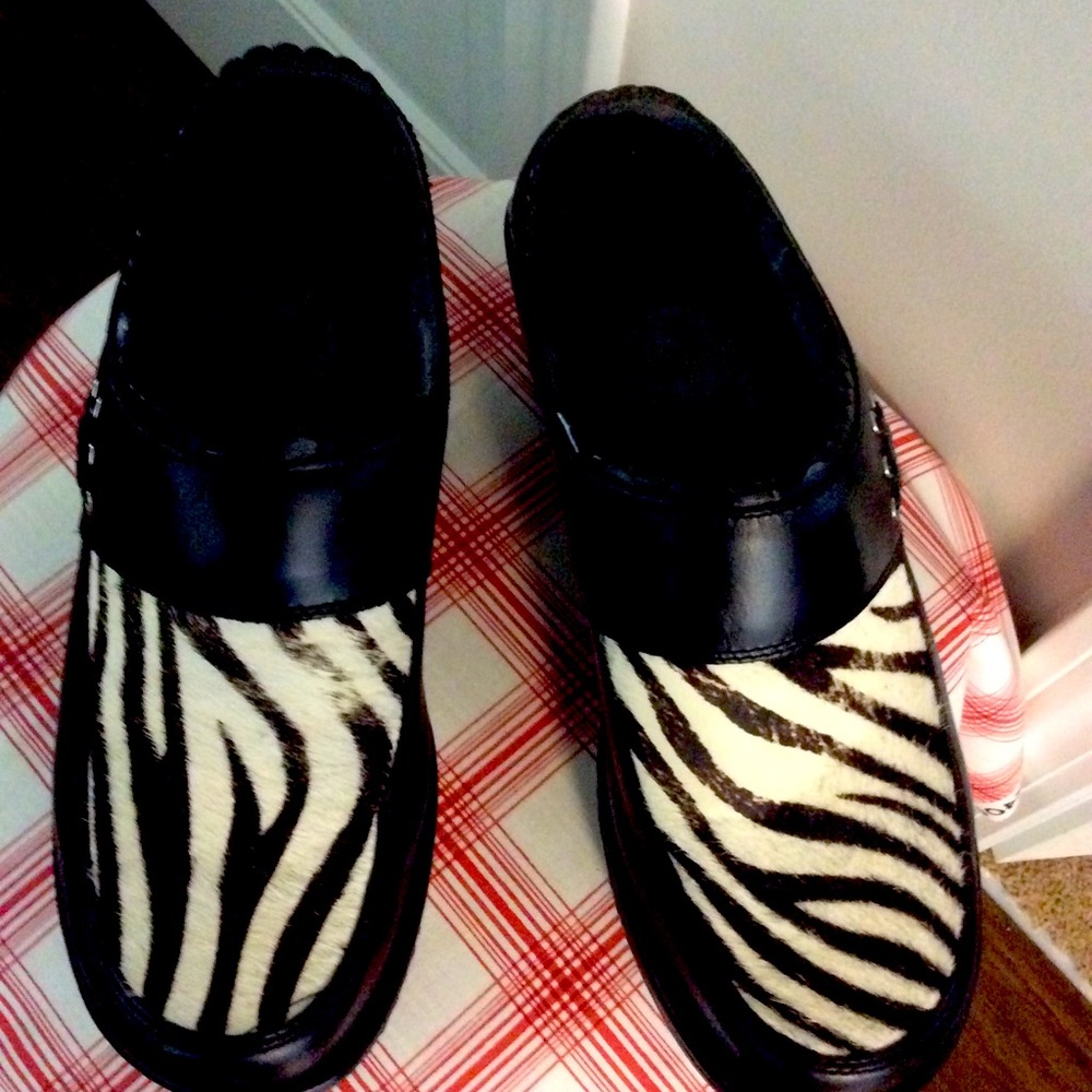 Ariat Black clogs